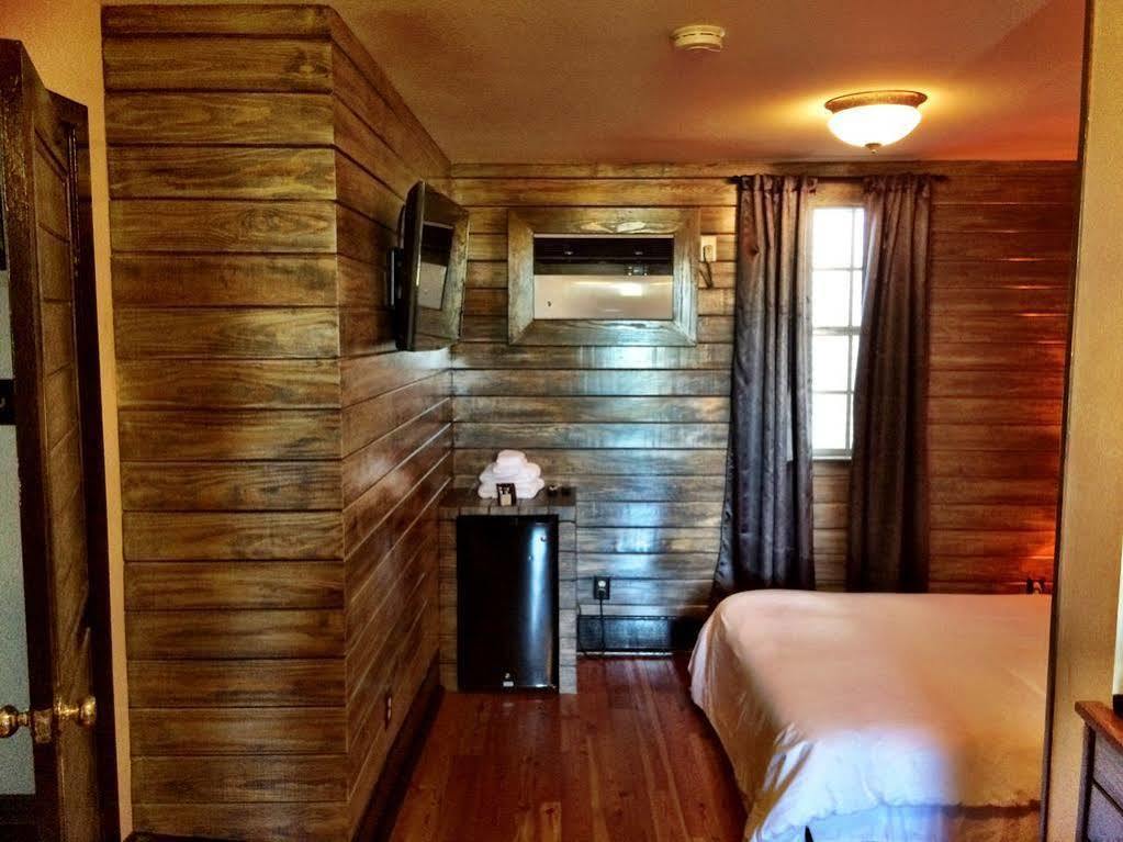 Royal Street Inn & Bar นิวออร์ลีนส์ ภายนอก รูปภาพ